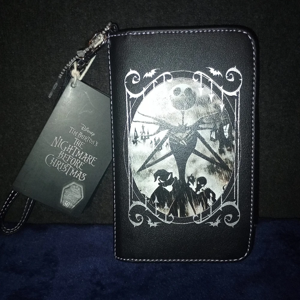 NWT Disney loungefly Nightmare Before Christmas Wallet and Phone holder - Picture 1 of 13